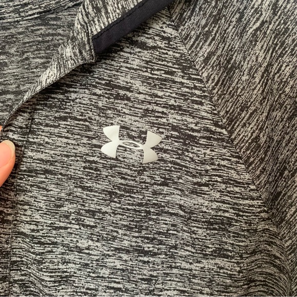 Under Armour Women's Black UA Tech Twist Long Sleeve Hoodie - Size Medium - Picture 5 of 9